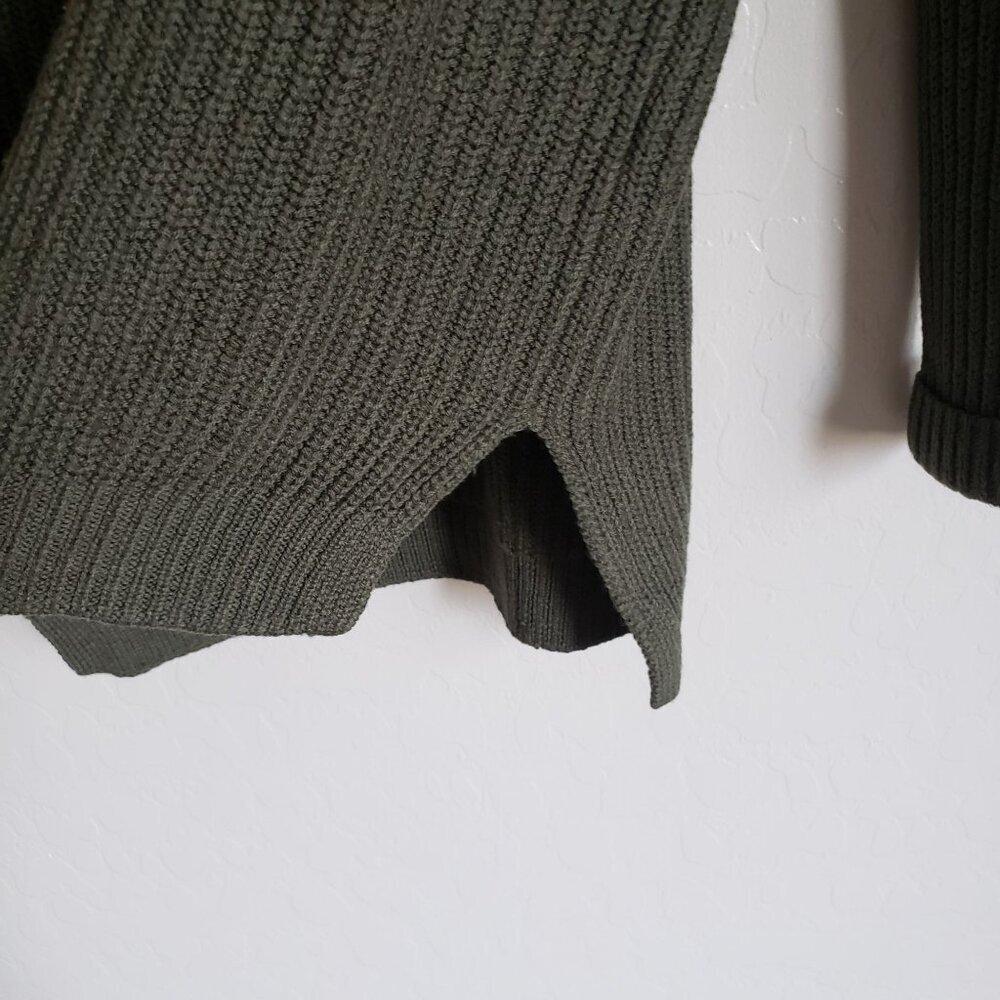 Alice + Olivia 100% Wool Knit Turtleneck Sweater Oversized Olive Green Womens XS - Picture 5 of 11